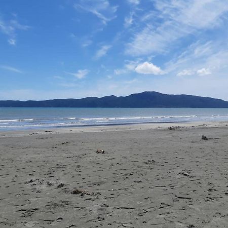 Raumati Guest House Paraparaumu Eksteriør bilde
