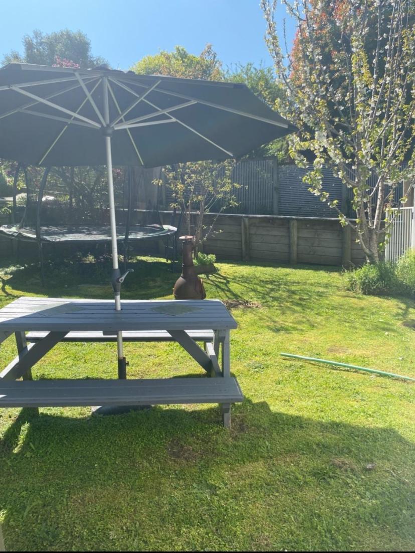 Raumati Guest House Paraparaumu Eksteriør bilde